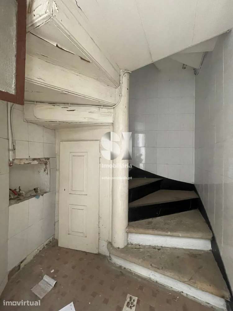 Prédio em Coimbra - Grande imagem: 3/8