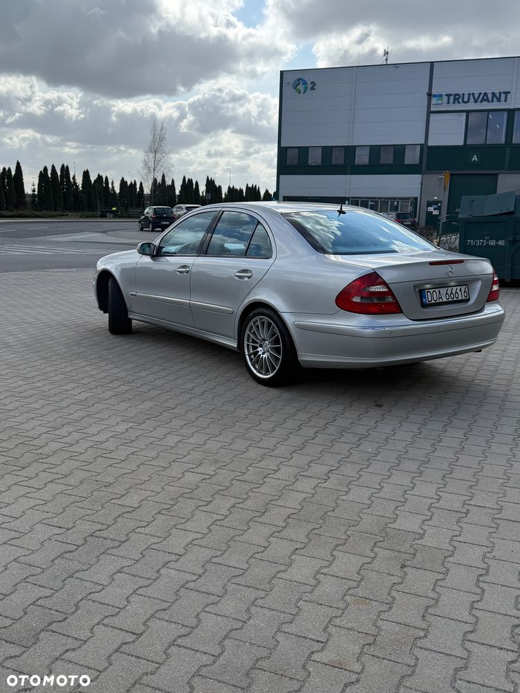 Mercedes-Benz Klasa E - 7