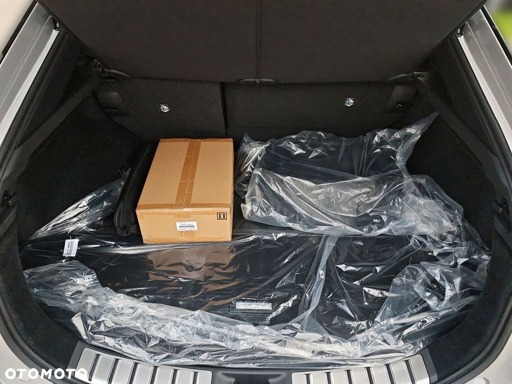 Lexus RZ 550e 77kWh F Sport DIRECT4 - 13