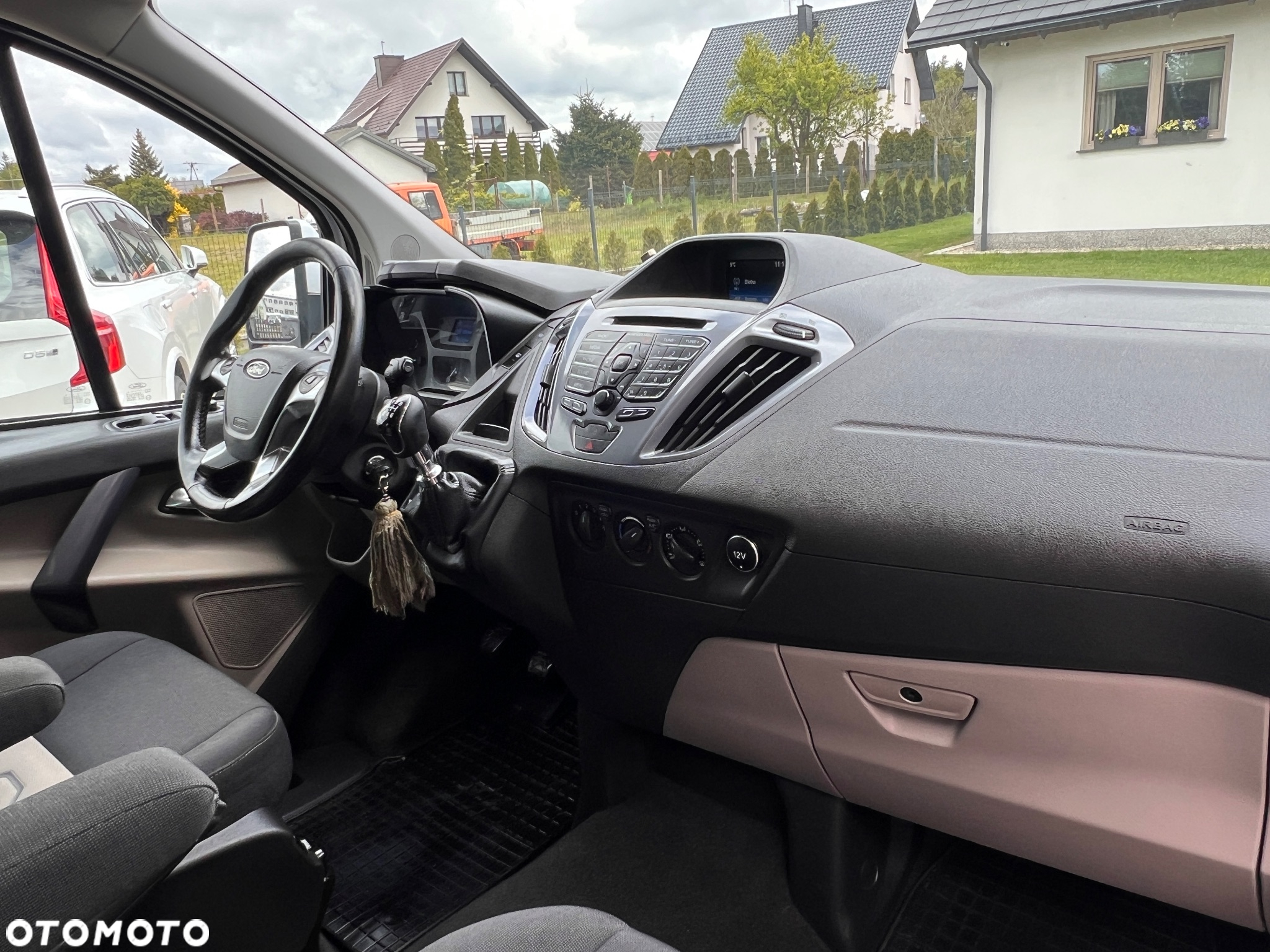 Ford Tourneo Custom 2.0 EcoBlue L1 Titanium - 15