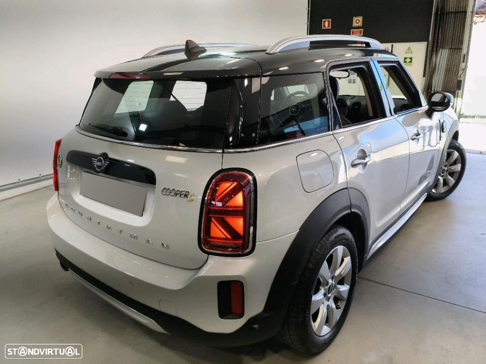 MINI Countryman Cooper SE ALL4 Auto - 3