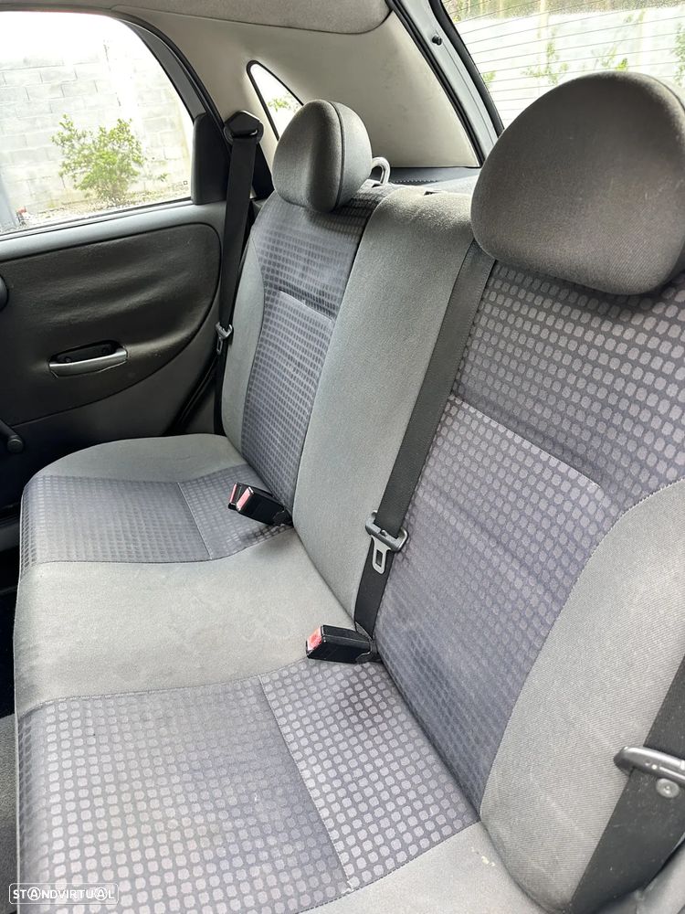 Opel Corsa 1.0 12V City - 12