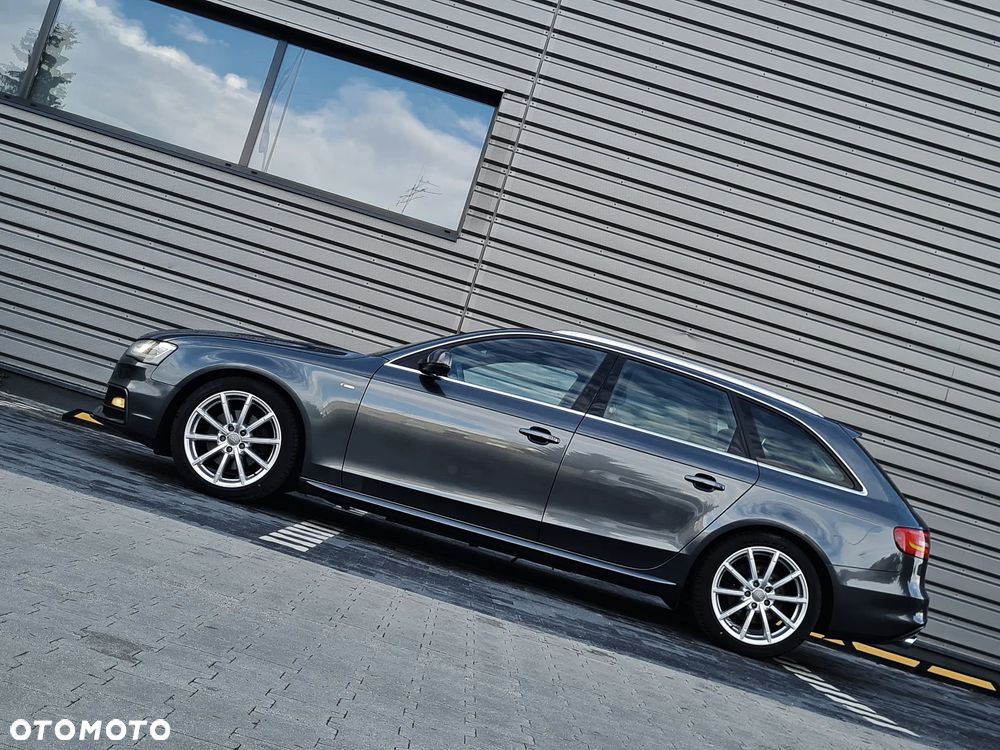 Audi A4 Avant 2.0 TDI DPF quattro S tronic S line Sportpaket - 14