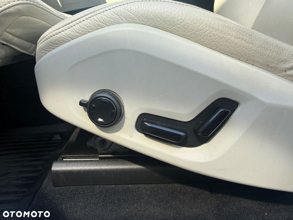 Volvo XC 60 - 12