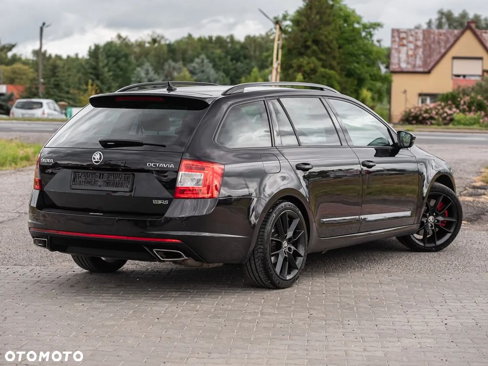 Skoda Octavia 2.0 TSI (Green tec) DSG RS - 13