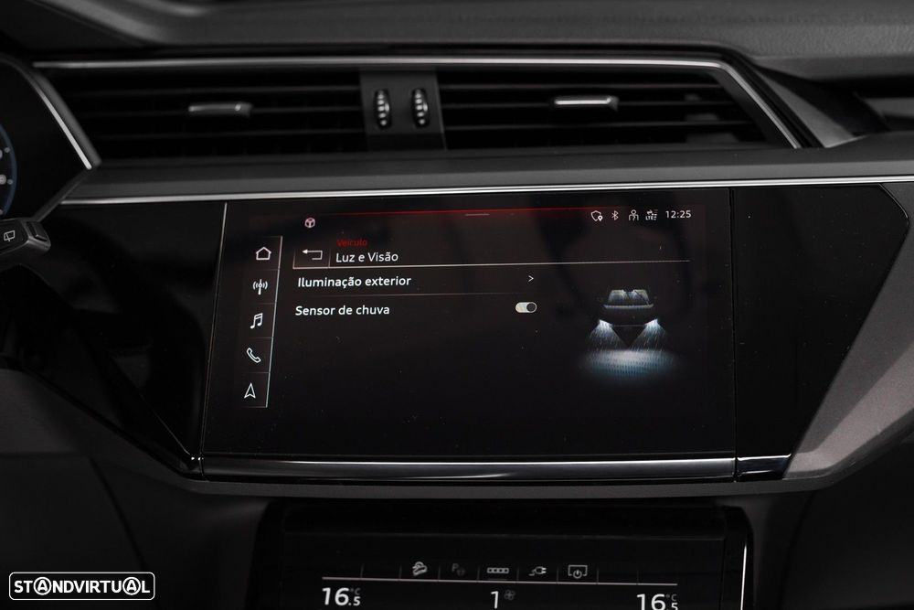 Audi e-tron 55 quattro Advanced - 27