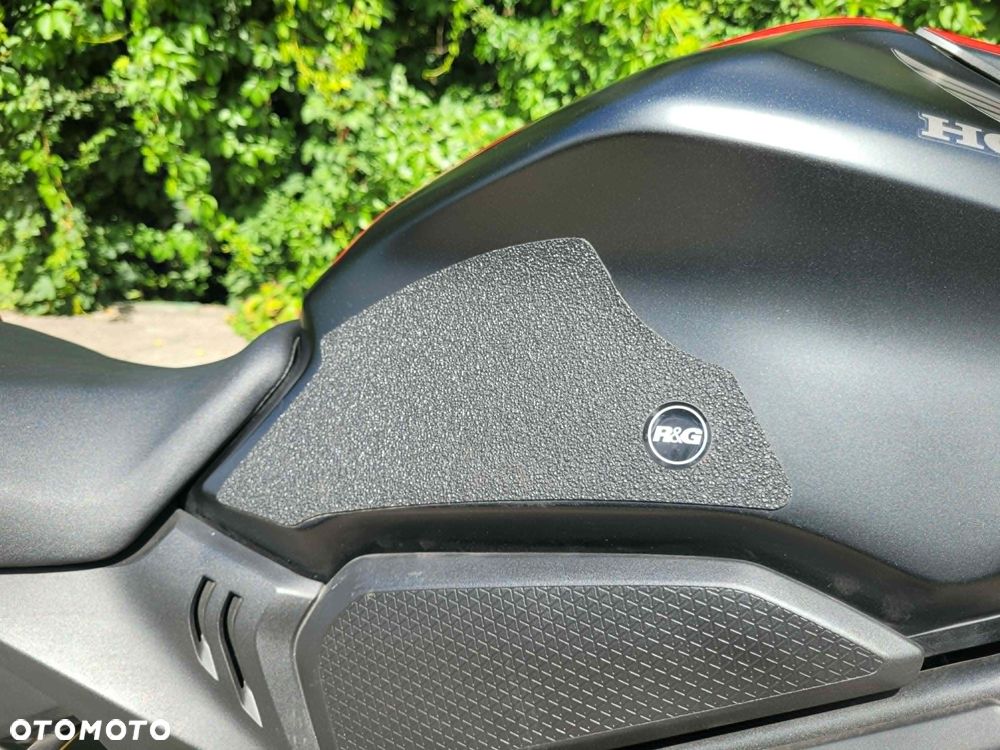 Honda CBR - 9