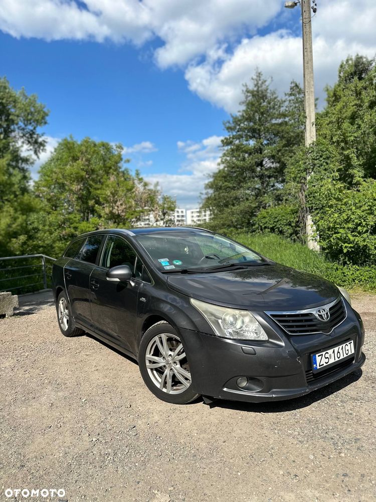 Toyota Avensis 2.2 D-CAT Prestige - 1