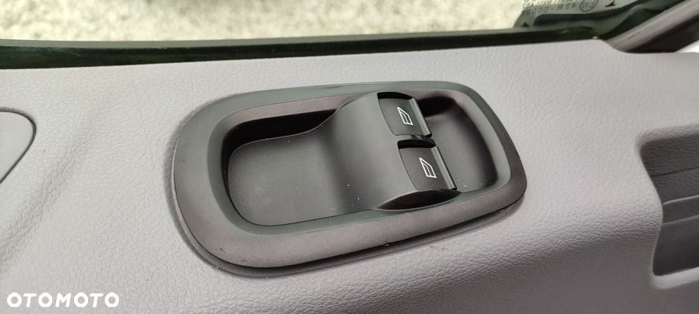 Ford Transit - 26