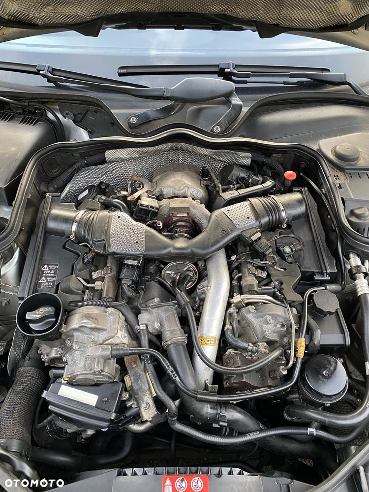 Mercedes-Benz Klasa E - 27