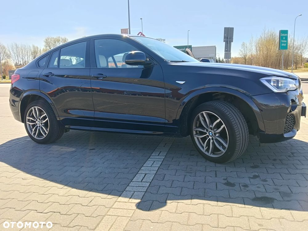 BMW X4 xDrive20d xLine - 16