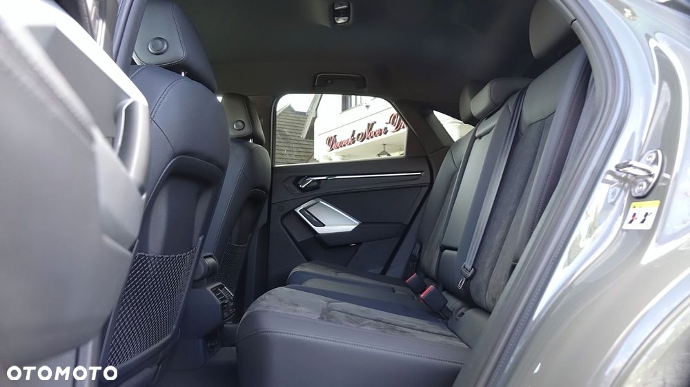 Audi Q3 Sportback - 24