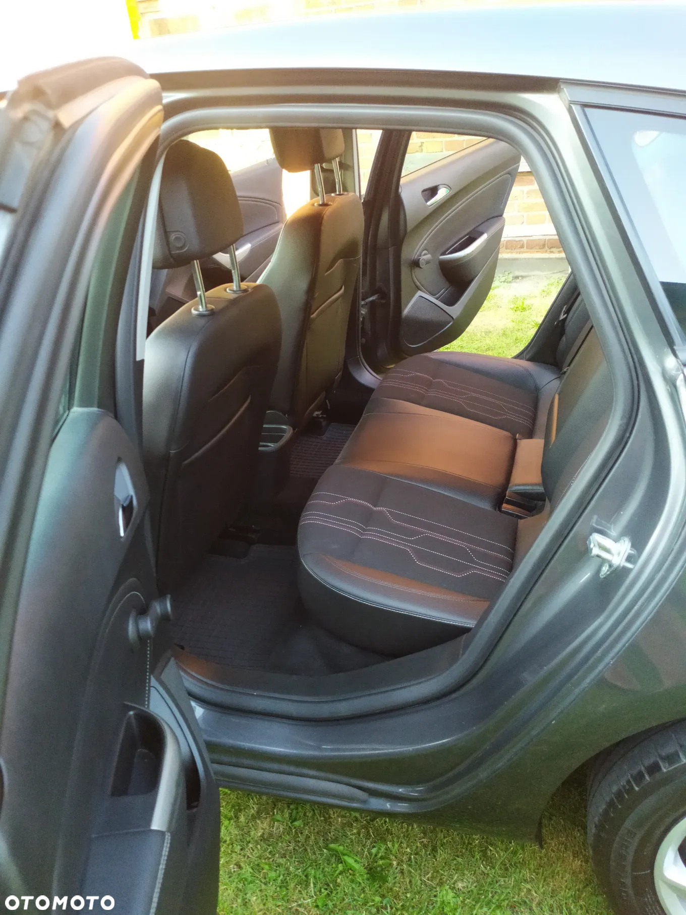 Opel Astra IV 1.6 Cosmo - 10