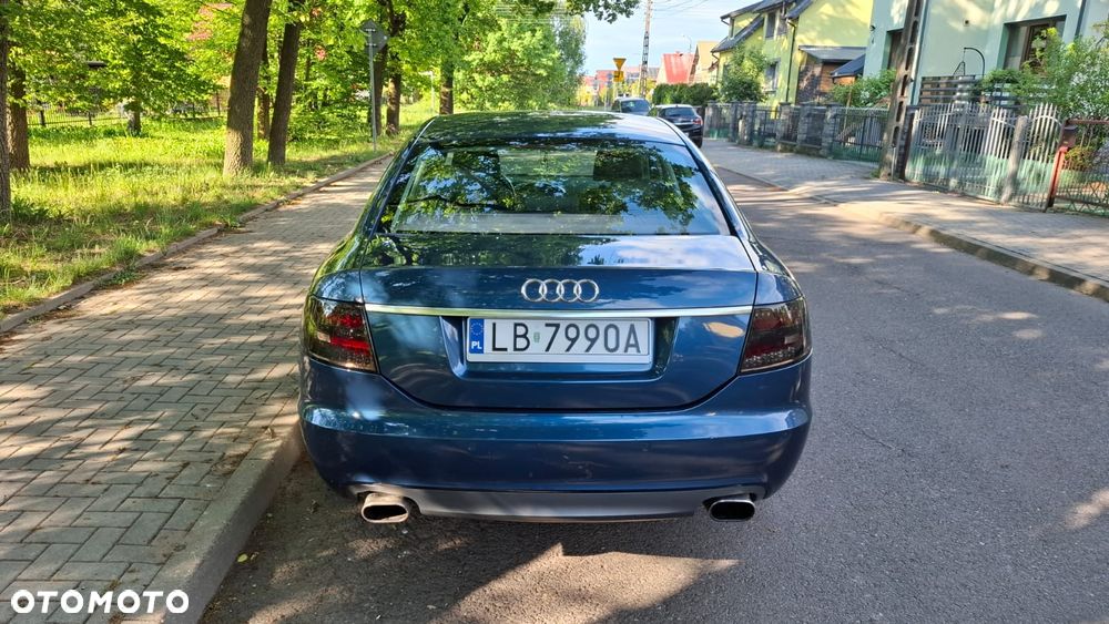 Audi A6 Limousine 2.4 - 11