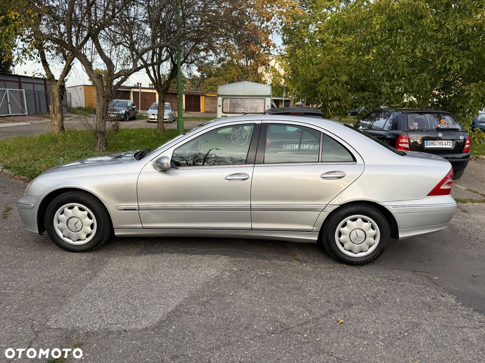 Mercedes-Benz Klasa C 180 Elegance - 5