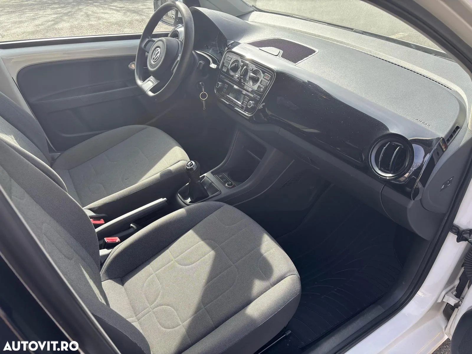 Volkswagen up! - 7