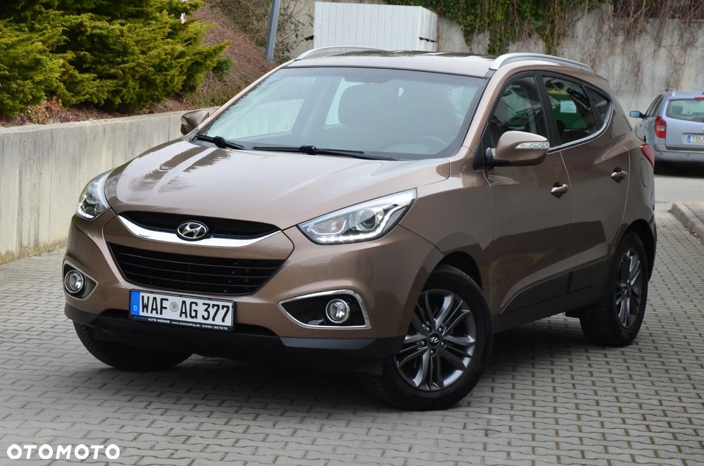 Hyundai ix35 2.0 CRDi 4WD Automatik Fifa World Cup Gold Edition - 34