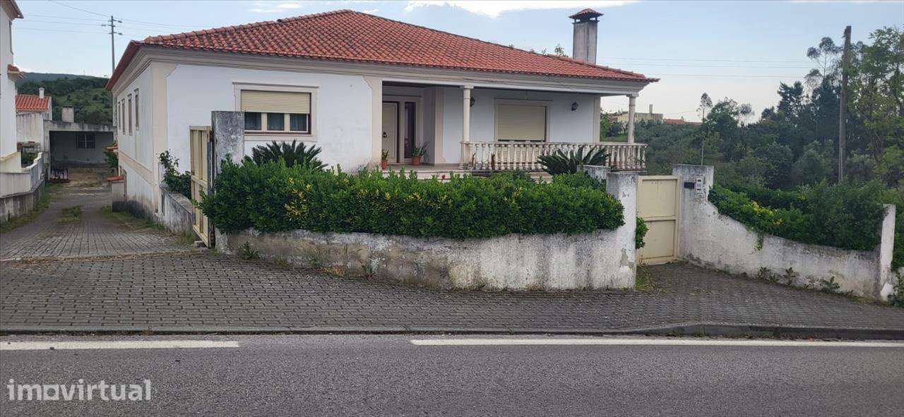 MORADIA T4 A 10 MINUTOS DE LEIRIA - Grande imagem: 3/6