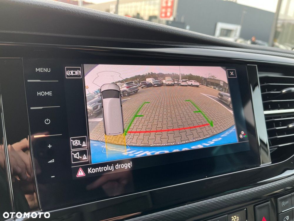 Volkswagen Multivan - 29