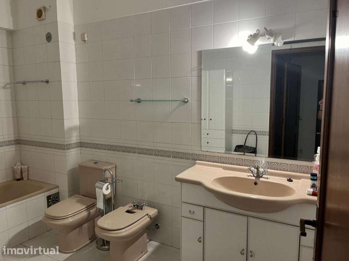 Quarto - localizado em Santarem - Grande imagem: 4/11