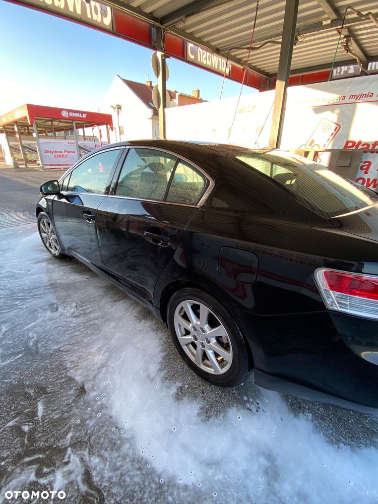 Toyota Avensis 2.2 D-4D Sol - 7