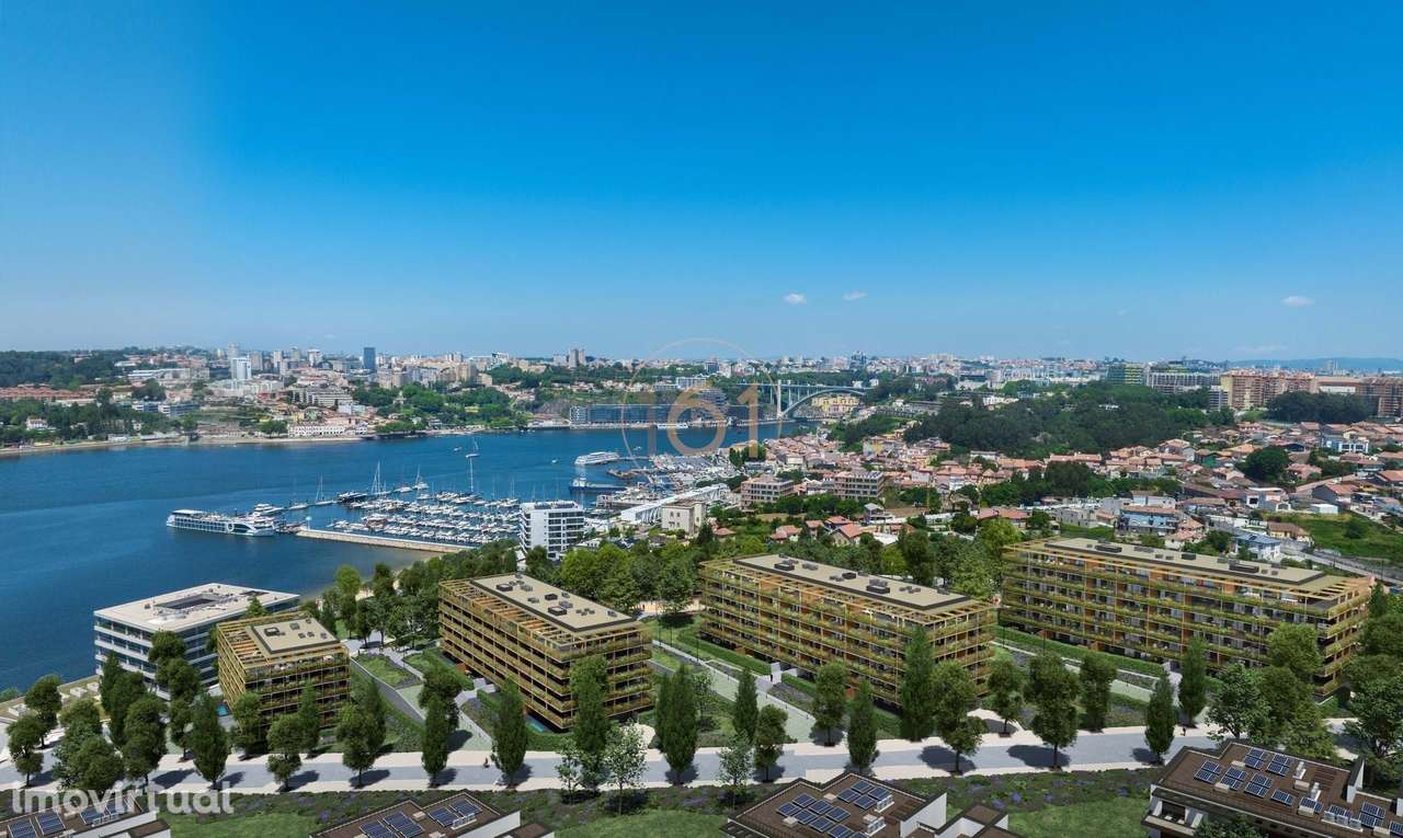 T4 com 145m2  de área útil com varanda / terraço de 84m2 - Grande imagem: 4/33