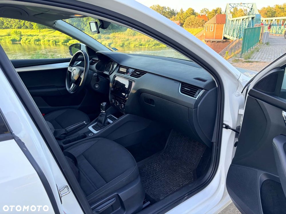 Skoda Octavia 1.5 TSI ACT Ambition - 3