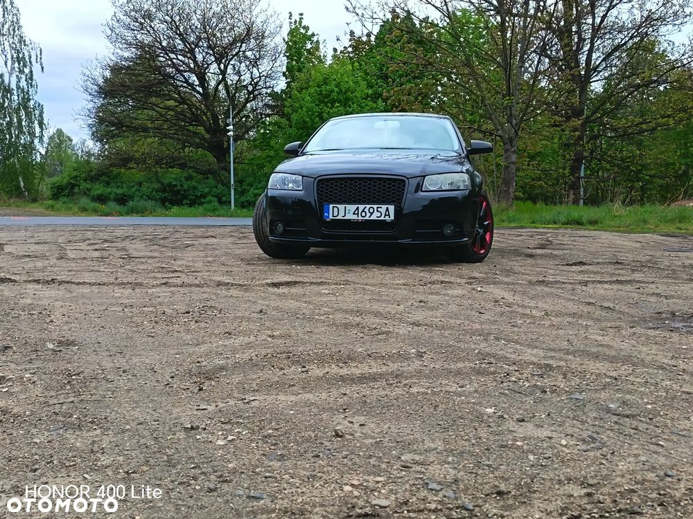 Audi A3 3-drzwiowe 2.0 FSI Attraction - 9