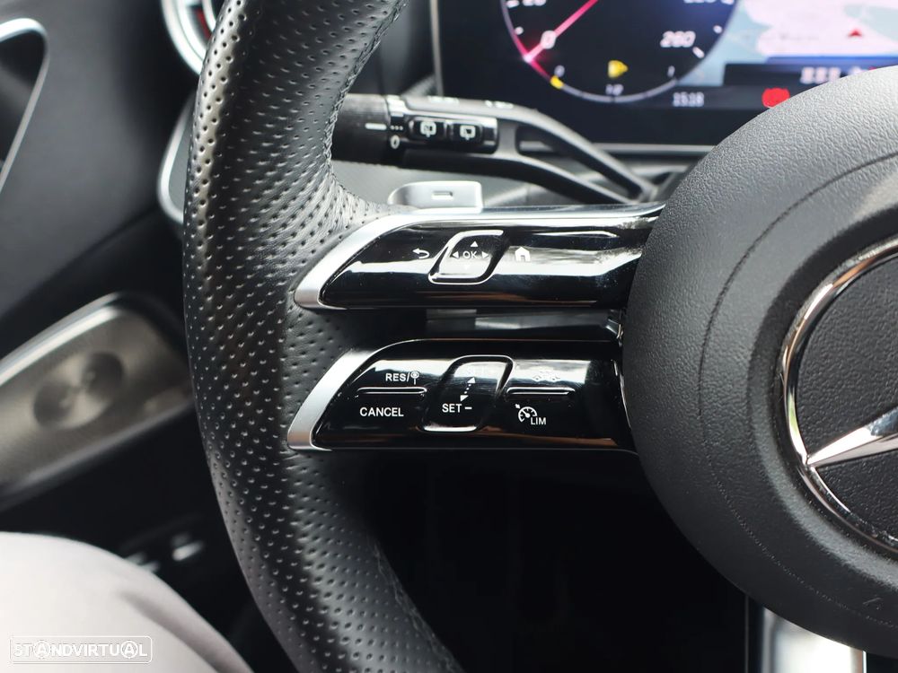 Mercedes-Benz C 300 e T 9G-TRONIC AMG Line - 15
