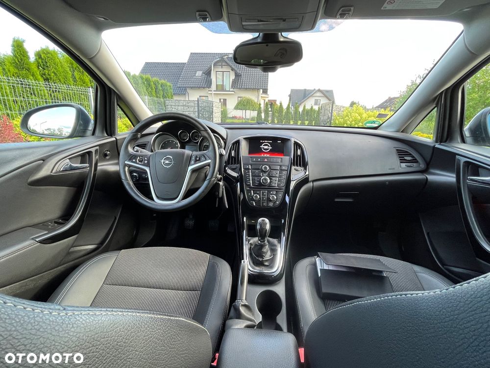 Opel Astra 1.4 Turbo Active - 11
