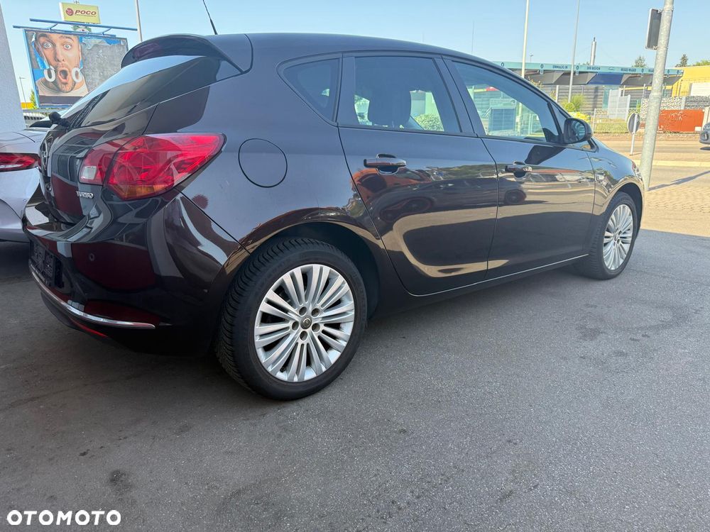 Opel Astra 1.4 Turbo 150 Jahre - 1