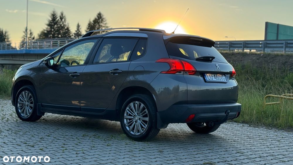 Peugeot 2008 - 5