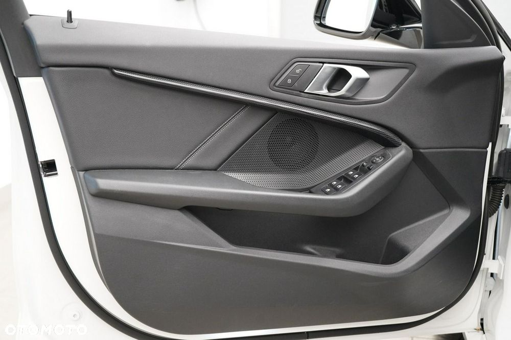 BMW Seria 1 - 13