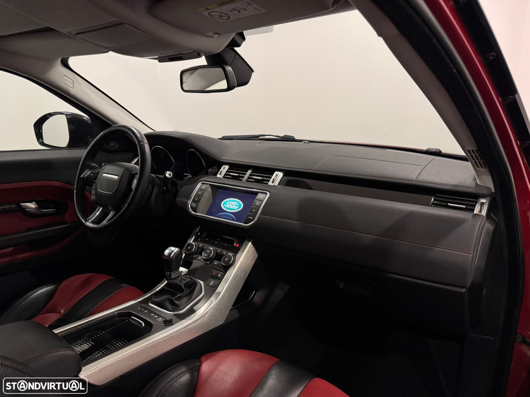 Land Rover Range Rover Evoque 2.2 eD4 Dynamic - 31