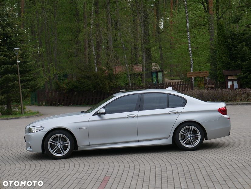 BMW Seria 5 528i xDrive Sport-Aut Luxury Line - 10