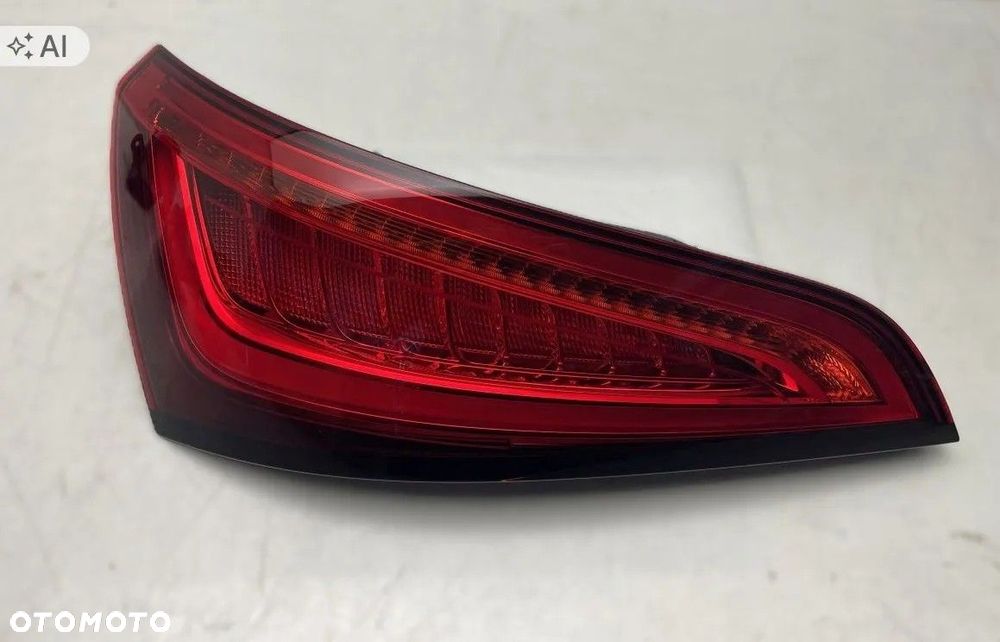 LAMPA LEWA TYŁ AUDI Q5 8R NEON LED 8R0945093C - 1