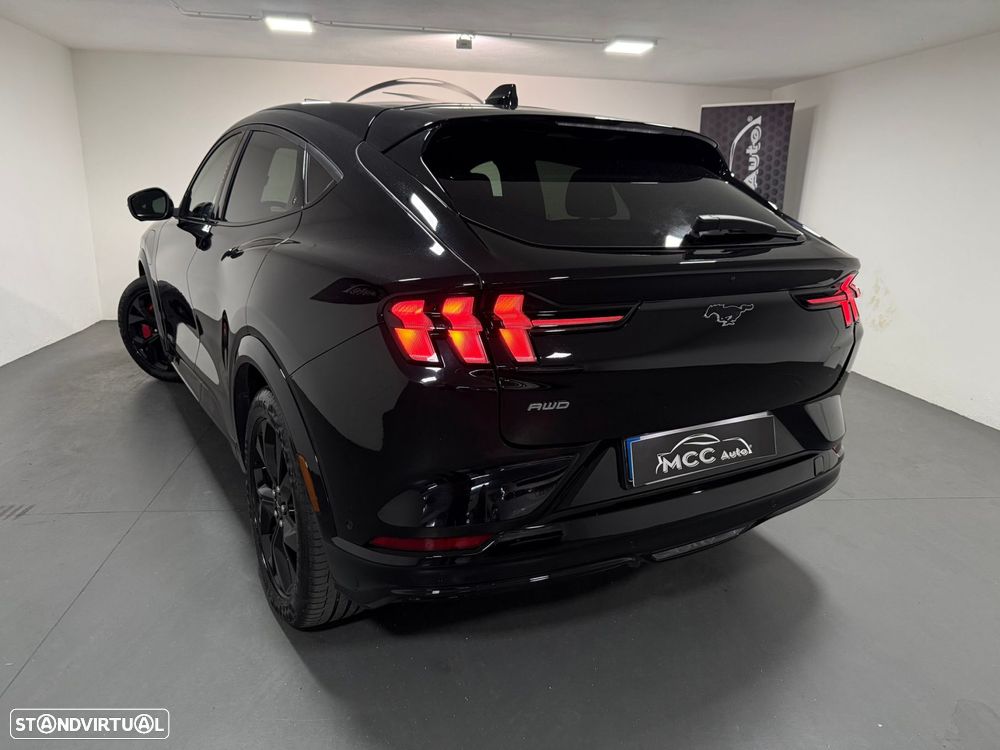 Ford Mustang Mach-E Alargada AWD - 10