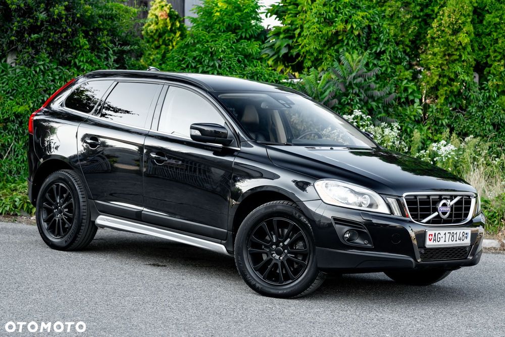 Volvo XC 60 T6 AWD Momentum - 1