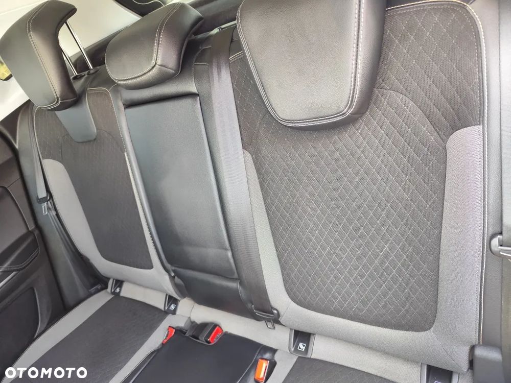 Opel Grandland X 1.6 T Elite S&S - 4