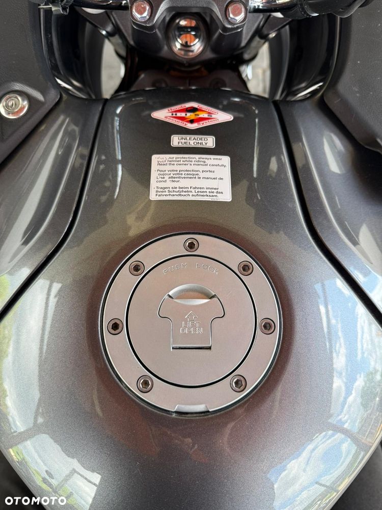 Honda Deauville - 35