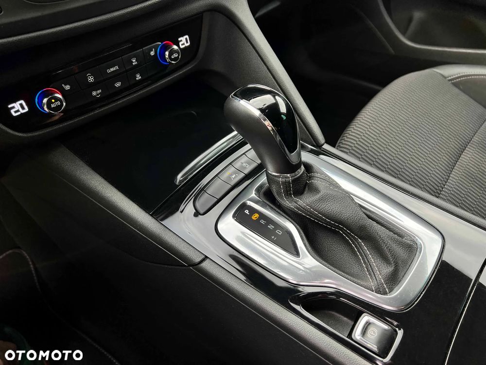 Opel Insignia 2.0 CDTI automatik Sport - 11