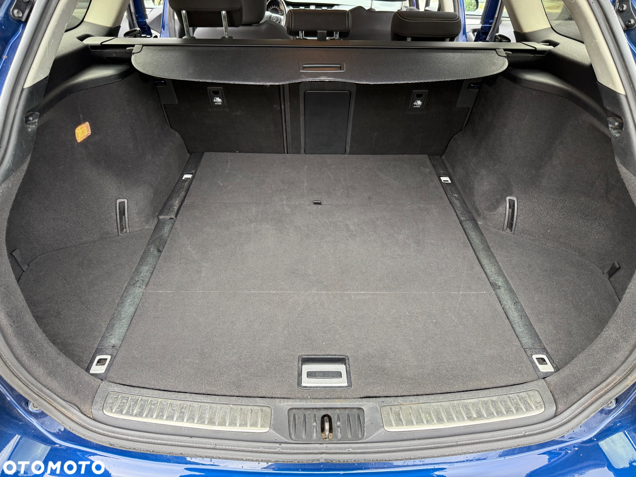 Toyota Avensis 2.0 D-4D Premium - 23