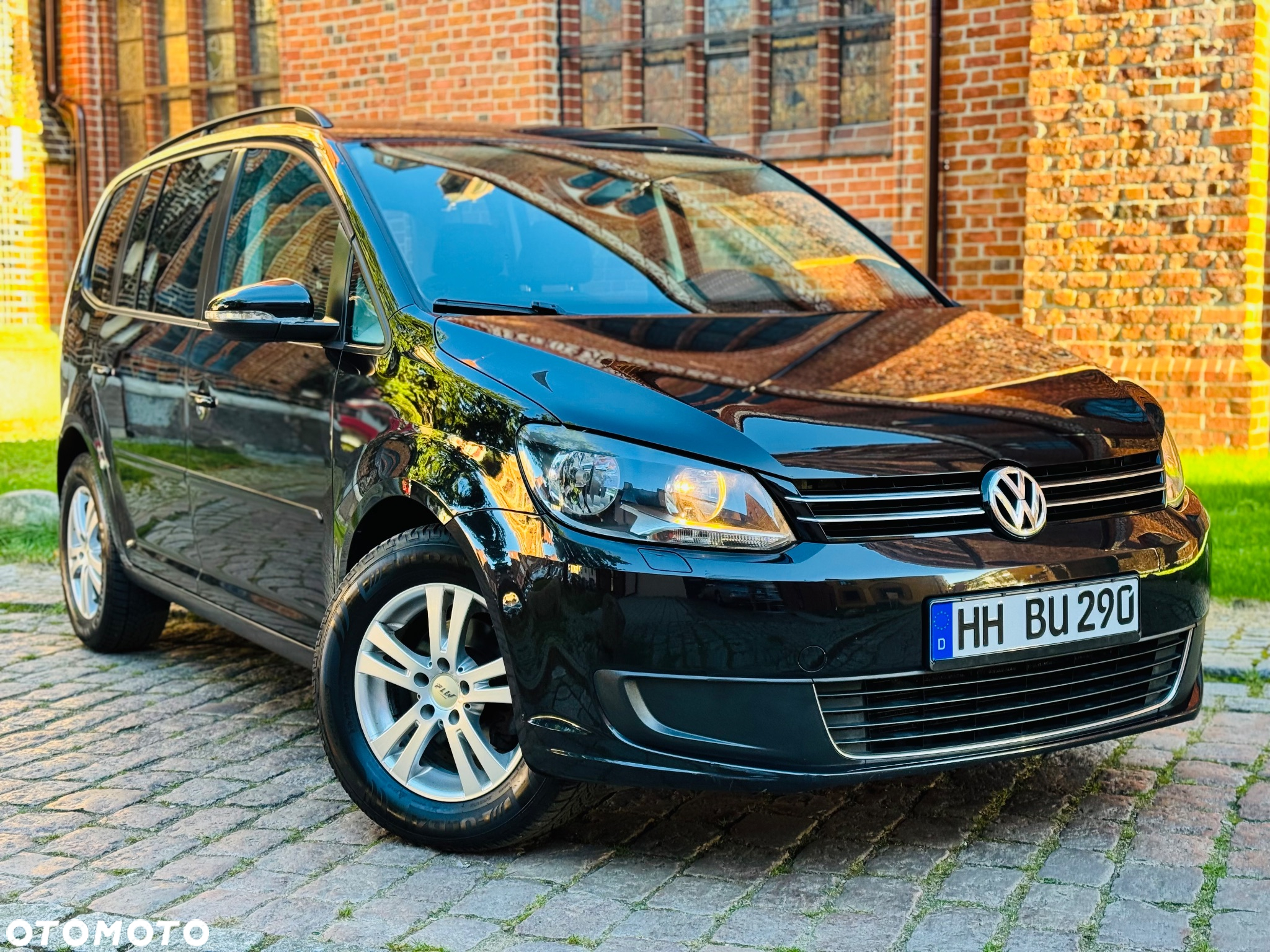 Volkswagen Touran 1.6 TDI DPF BlueMotion Technology DSG Comfortline - 4