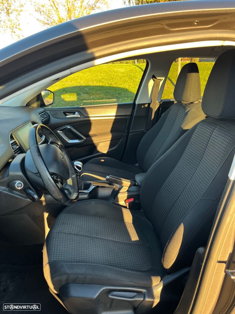 Peugeot 308 1.5 BlueHDi Style - 10