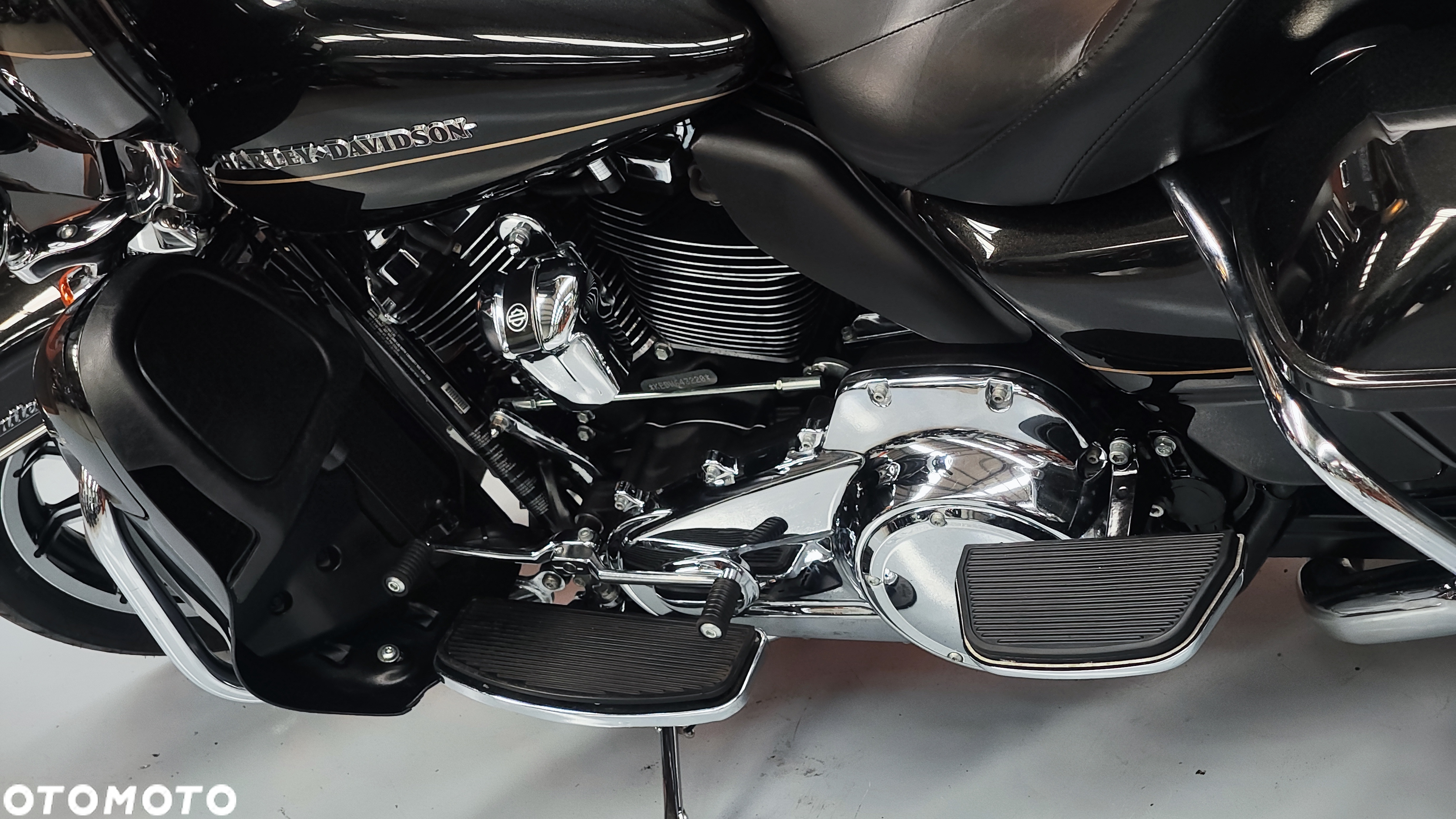 Harley-Davidson Touring Ultra Limited - 13