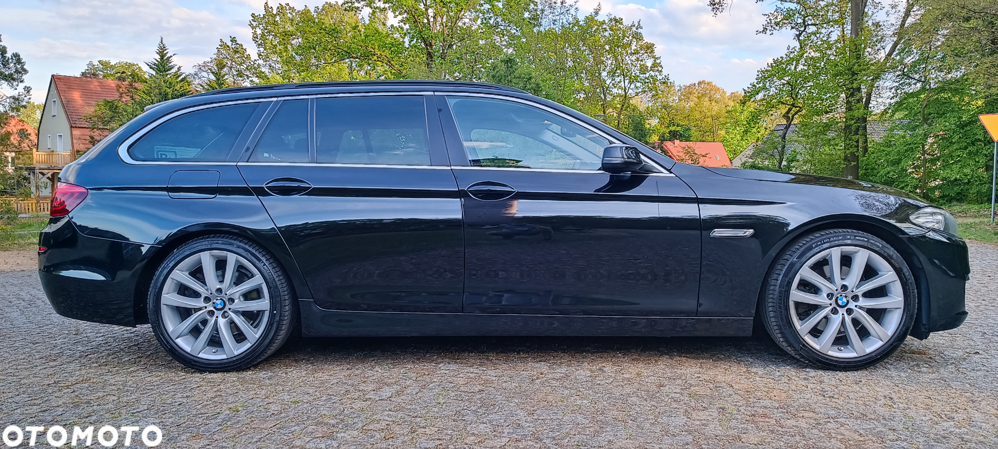 BMW Seria 5 520d Touring - 3