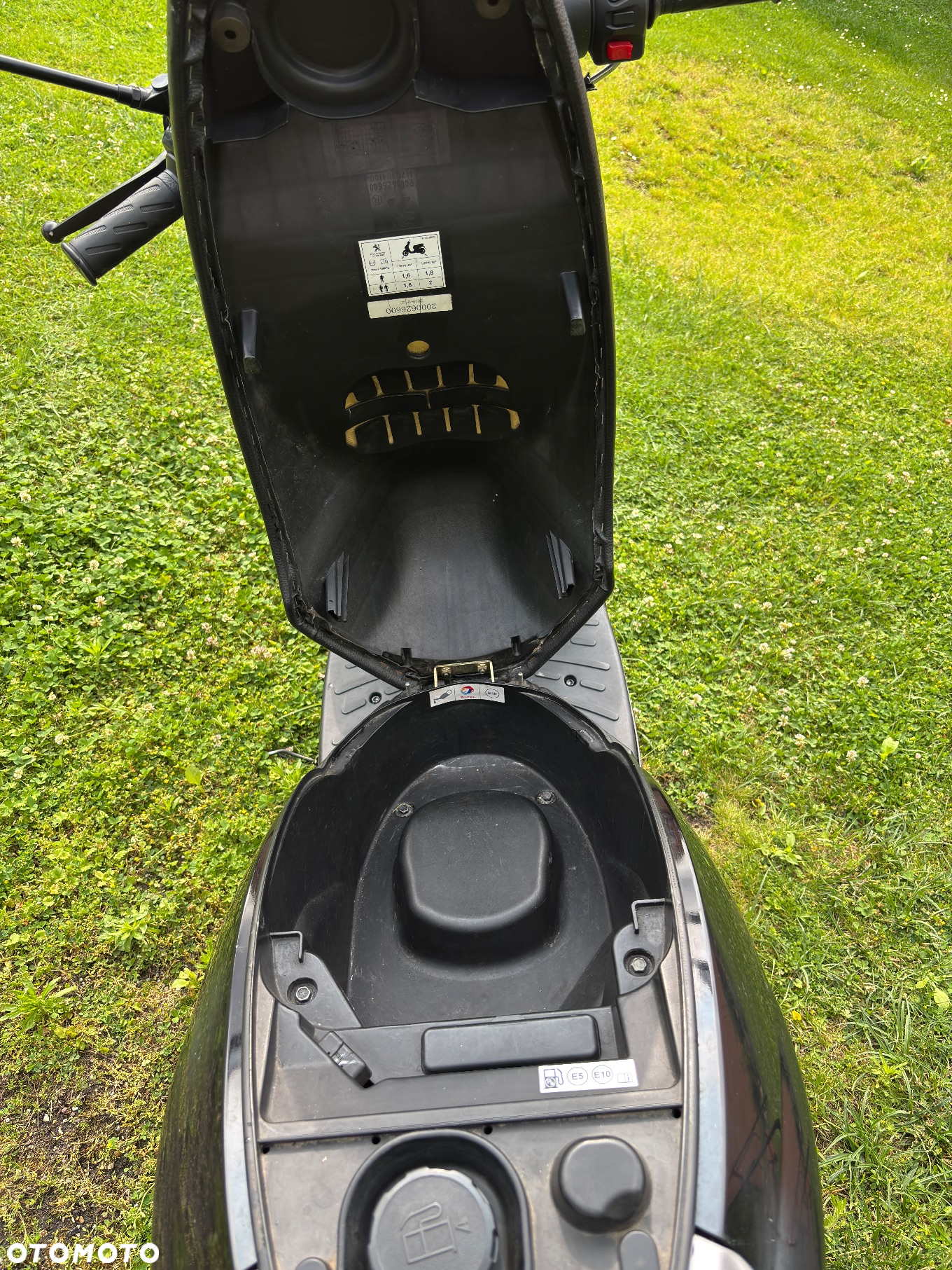 Peugeot Kisbee - 8
