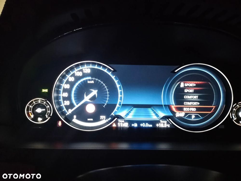 BMW Seria 7 730d xDrive - 19