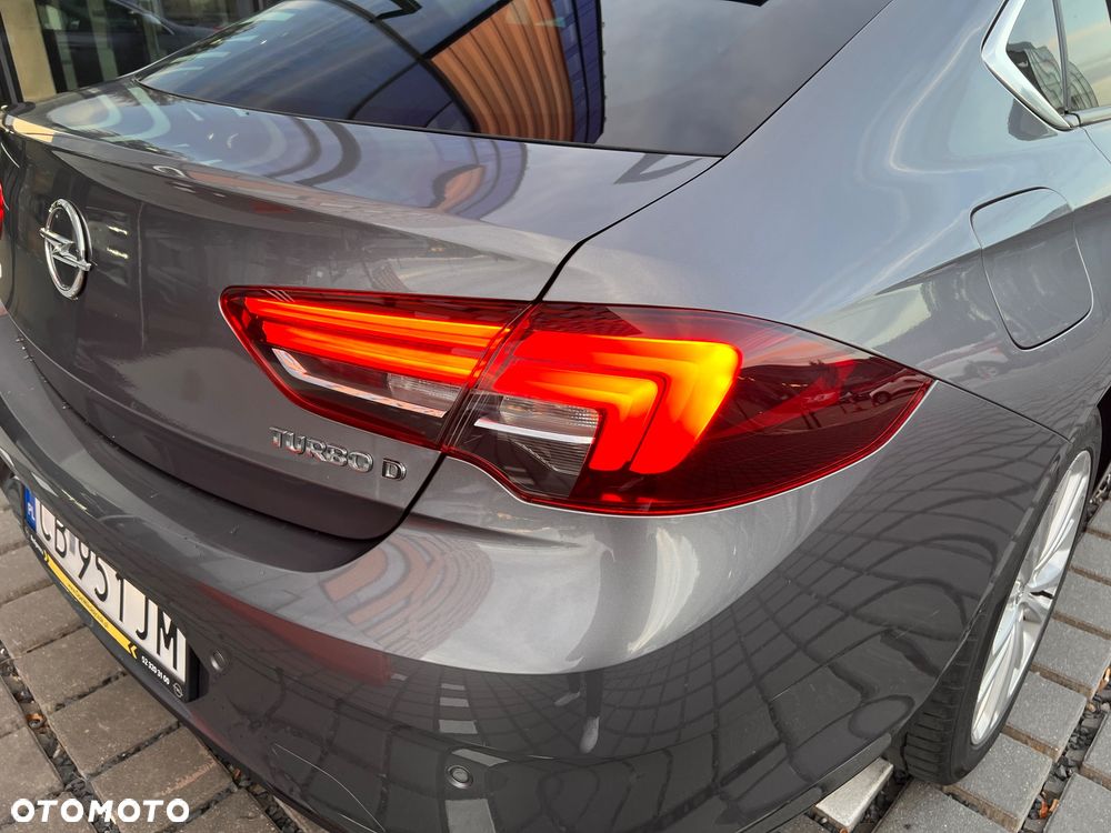 Opel Insignia 2.0 CDTI Elite S&S - 10
