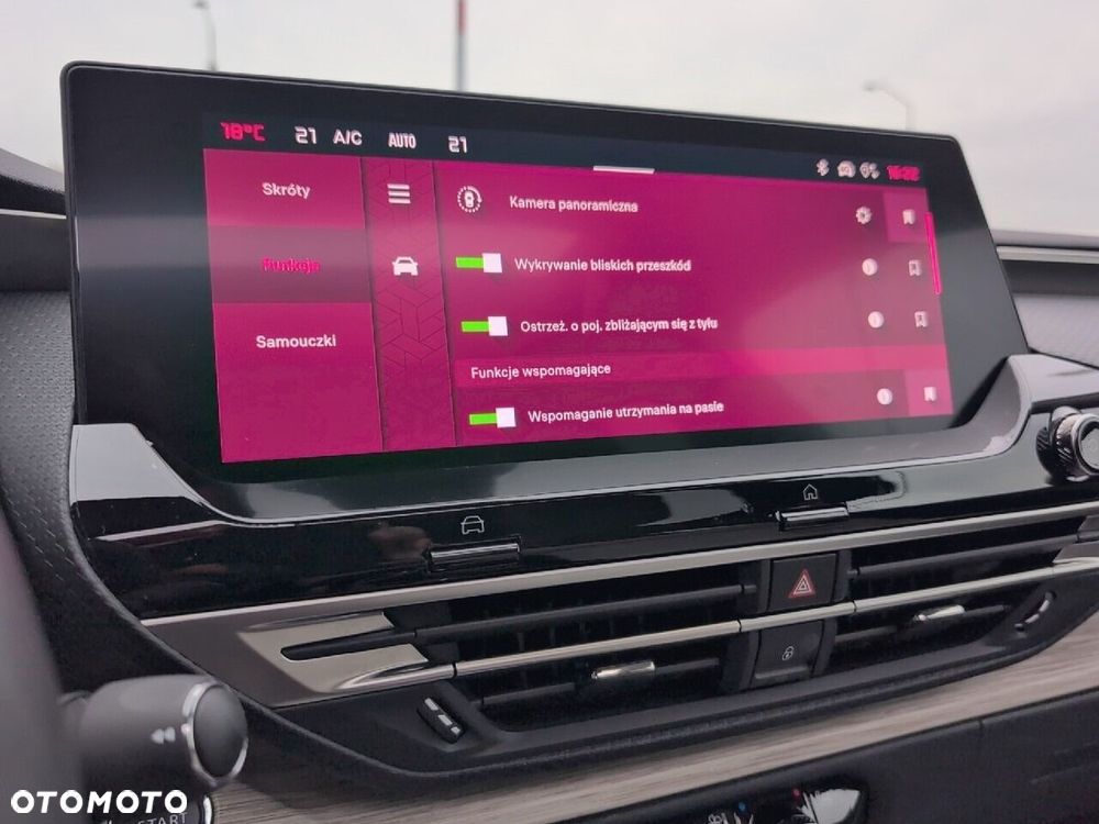 Citroën C5X 1.6 PHEV 225 Hypnos EAT8 - 23